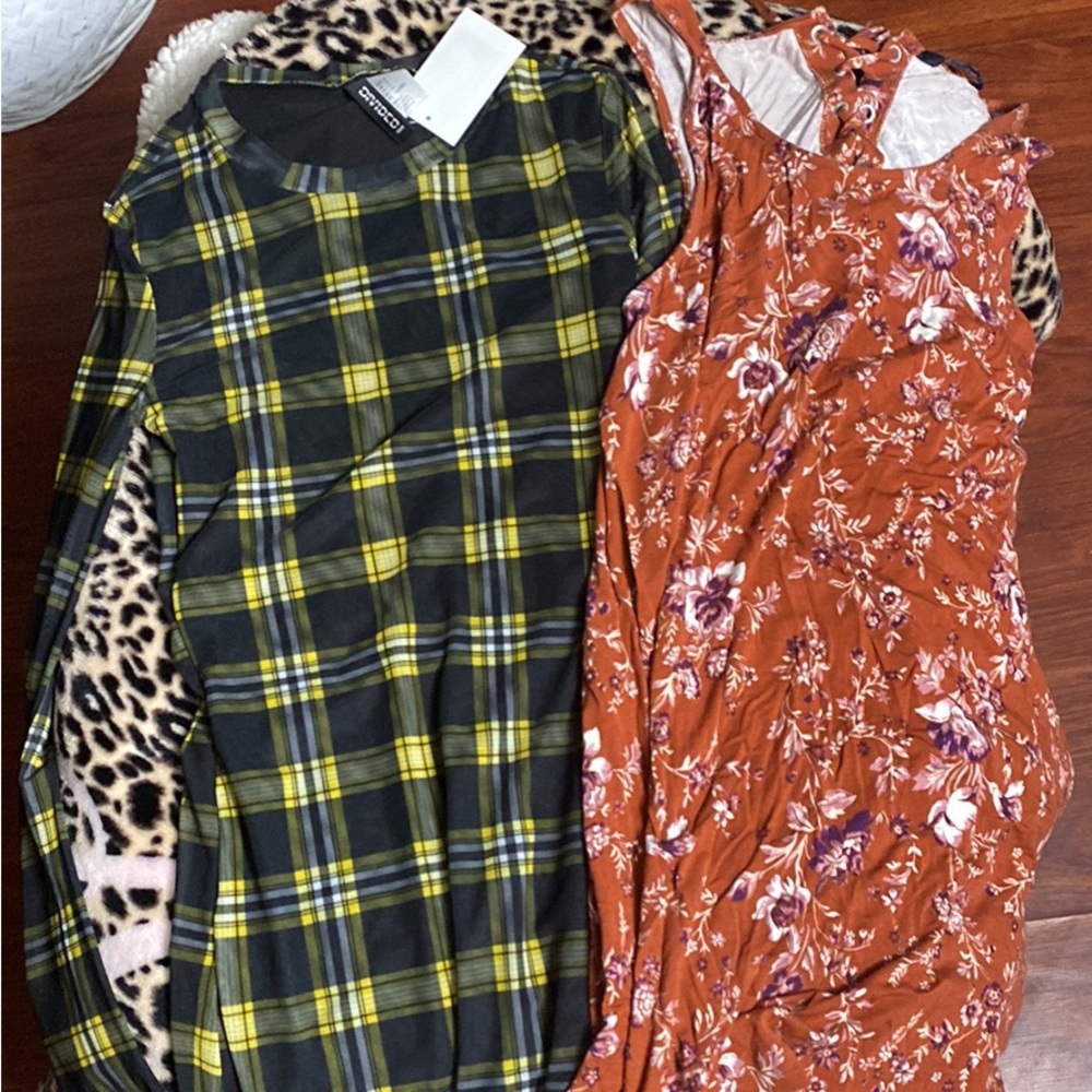 2 dresses red is sleeveless s green multi colored is long sleeve s w tags